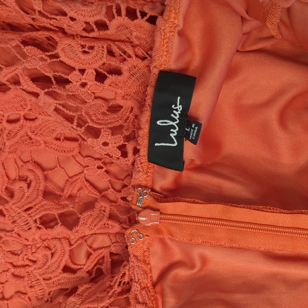 Dress - Picture 7 of 7